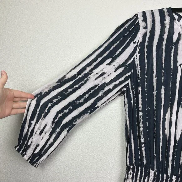 Rails NWT Inez Dress Women's Small Black Nile Mini Dress Long Sleeve Smocked - Picture 4 of 16